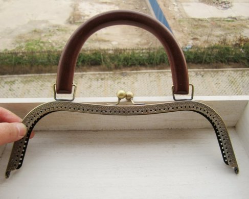 Extra Large Antique Gold Purse Frame w/ Wood Handle - 10 1/4"