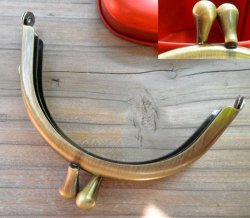 10pcs 8.5cm Small Antique Bronze Curved Frame