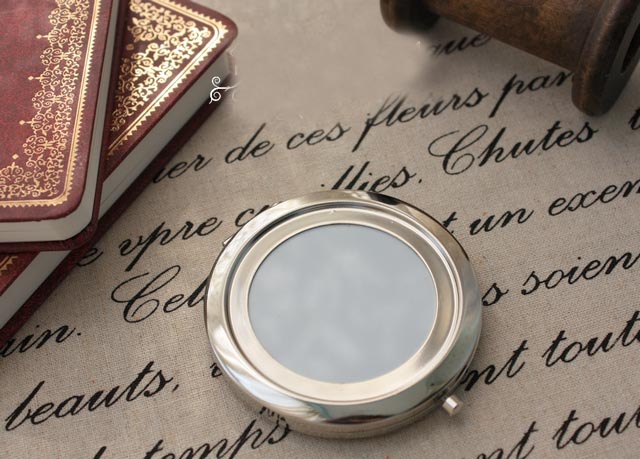 7cm Blank base compact Mirror frame - Click Image to Close
