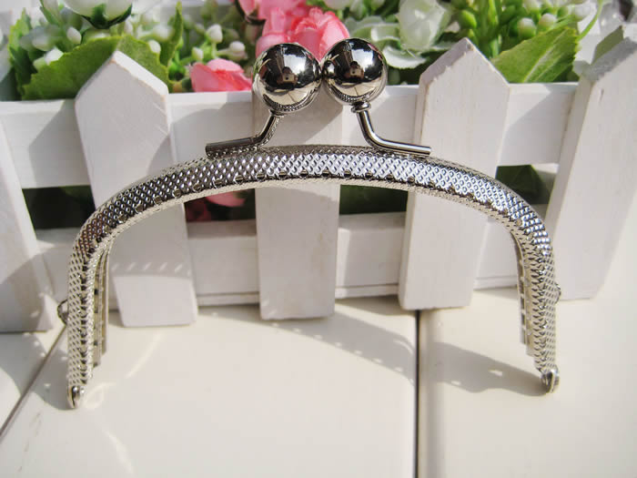 10pcs Silver Sew On Purse Frame For Sale - Click Image to Close