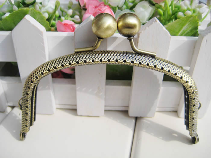 10pcs Silver Sew On Purse Frame For Sale - Click Image to Close